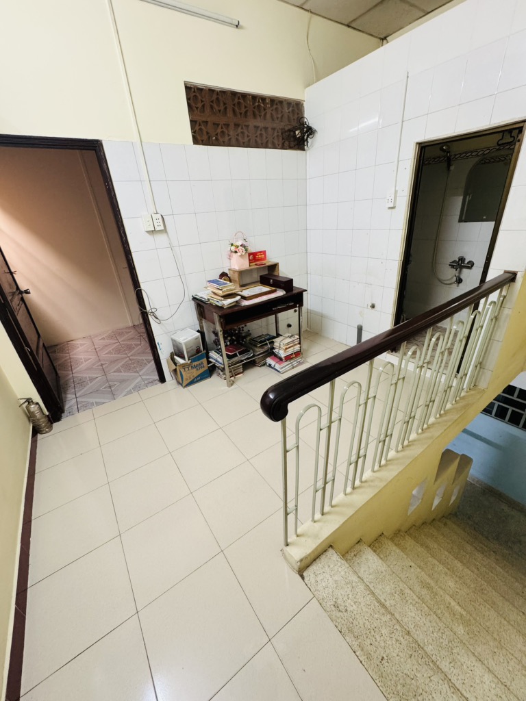 NHÀ MẶT TIỀN GẦN CHỢ PHÚ LÂM, TRƯỜNG HỌC MẠC ĐĨNH CHI